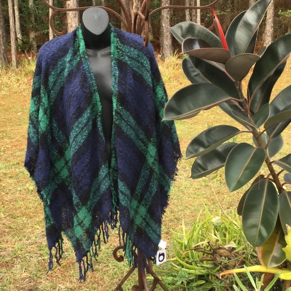 🦋NWT So Just Awesome Poncho / Wrap One Size Fits Wardrobe Closet Must Have🦋 - Picture 10 of 10